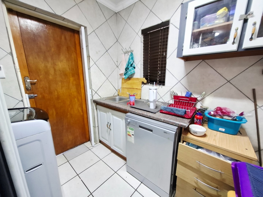 4 Bedroom Property for Sale in Pellissier Free State